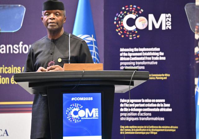 Adopter un développement axé sur le commerce – déclare l’ancien Vice-Président du Nigéria, M. Osinbajo